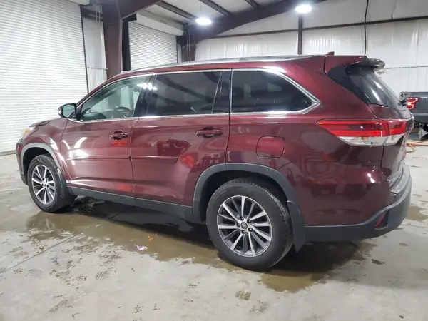 5TDJZRFH2KS706222 2019 TOYOTA HIGHLANDER - Image 2