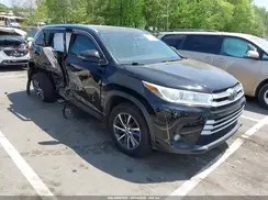 5TDJZRFH2KS706706 2019 TOYOTA HIGHLANDER