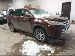 5TDJZRFH2KS736482 2019 TOYOTA HIGHLANDER