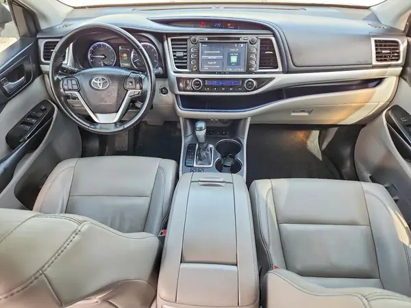 5TDJZRFH2KS926671 2019 TOYOTA HIGHLANDER - Image 8