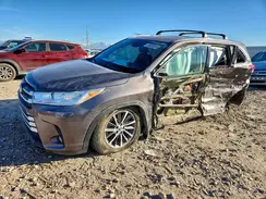 5TDJZRFH2KS931997 2019 TOYOTA HIGHLANDER