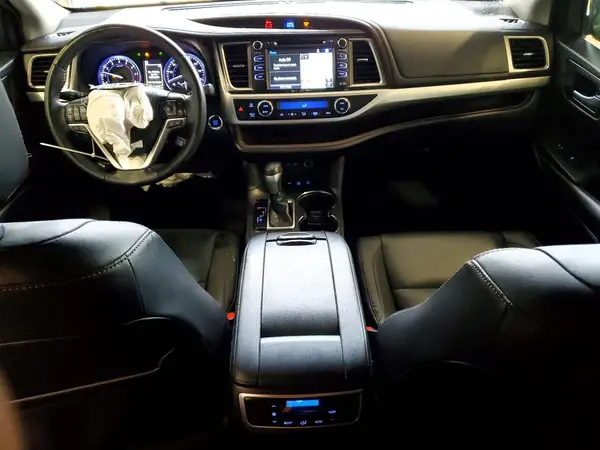 5TDJZRFH2KS935337 2019 TOYOTA HIGHLANDER - Image 8