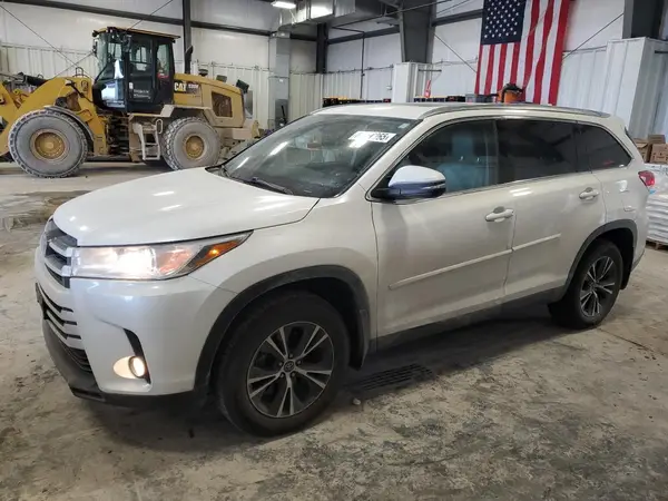 5TDJZRFH2KS954695 2019 TOYOTA HIGHLANDER - Image 1
