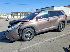 5TDJZRFH2KS971271 2019 TOYOTA HIGHLANDER
