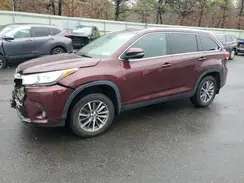 5TDJZRFH2KS975840 2019 TOYOTA HIGHLANDER