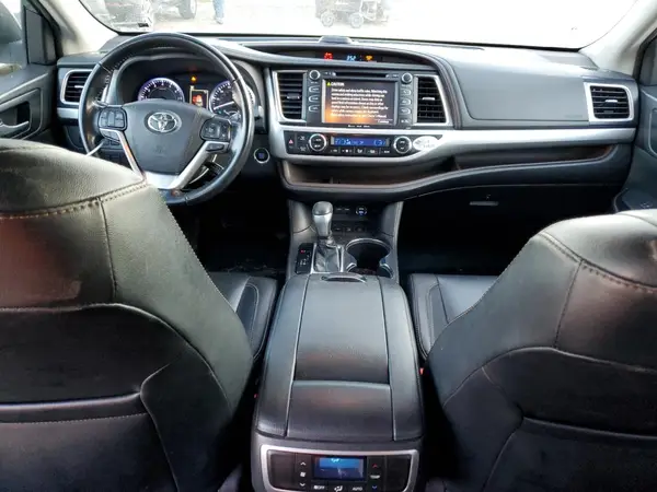 5TDJZRFH2KS982447 2019 TOYOTA HIGHLANDER - Image 8