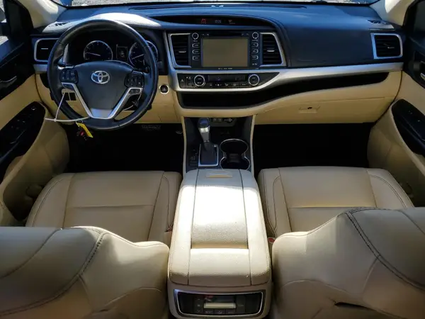 5TDJZRFH2KS984523 2019 TOYOTA HIGHLANDER - Image 8