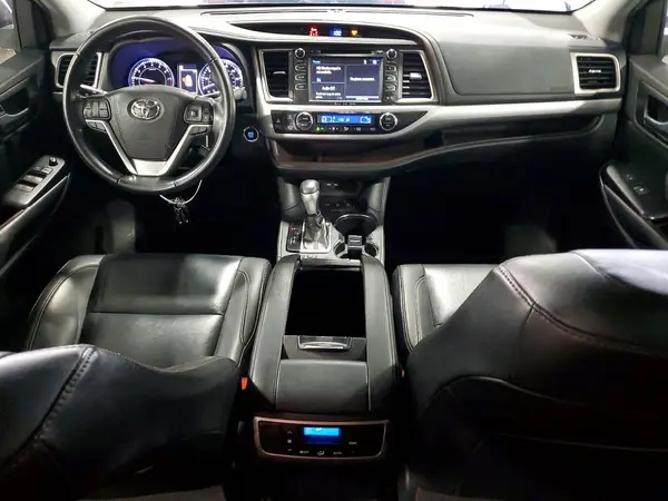 5TDJZRFH2KS993920 2019 TOYOTA HIGHLANDER - Image 8