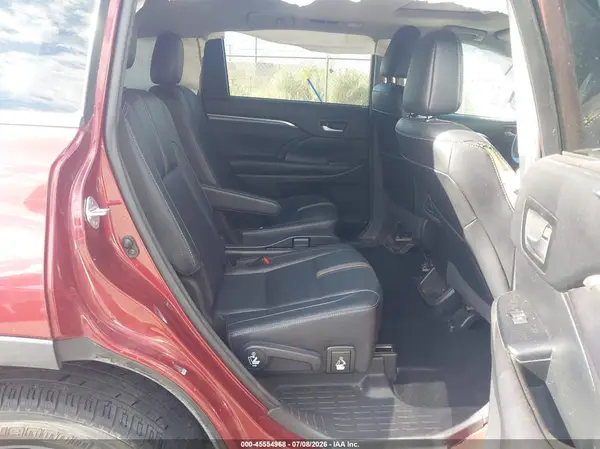 5TDJZRFH3HS359699 2017 TOYOTA HIGHLANDER - Image 8
