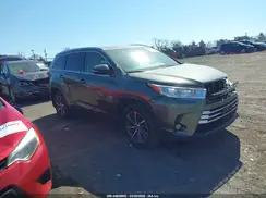 5TDJZRFH3HS377877 2017 TOYOTA HIGHLANDER