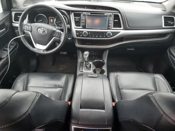 5TDJZRFH3HS385221 2017 TOYOTA HIGHLANDER - Image 8