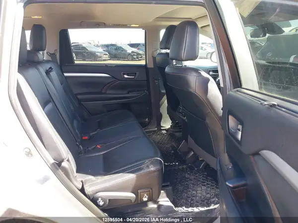 5TDJZRFH3HS402048 2017 TOYOTA HIGHLANDER - Image 8