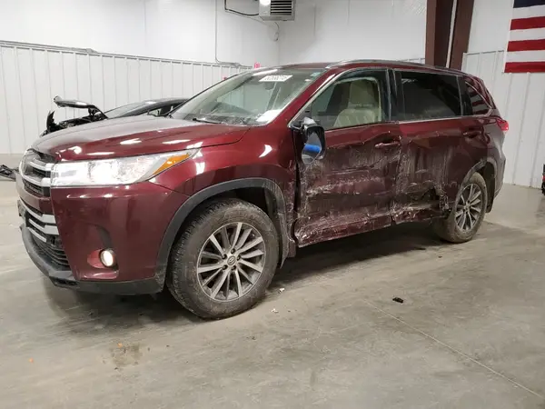 5TDJZRFH3HS423742 2017 TOYOTA HIGHLANDER - Image 1