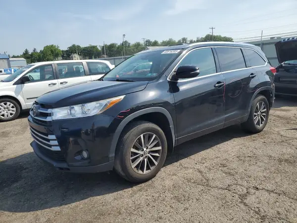 5TDJZRFH3HS426494 2017 TOYOTA HIGHLANDER - Image 1
