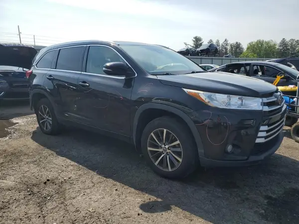 2017 TOYOTA HIGHLANDER COPART lot 60616205 auction photo 4