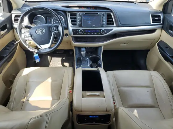 5TDJZRFH3HS426494 2017 TOYOTA HIGHLANDER - Image 8