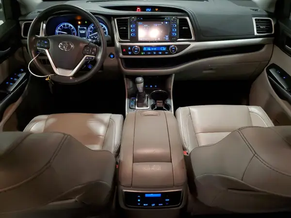 5TDJZRFH3HS434871 2017 TOYOTA HIGHLANDER - Image 8