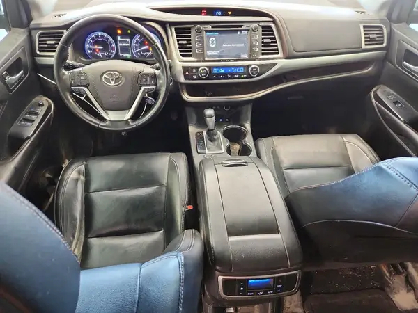 5TDJZRFH3HS435759 2017 TOYOTA HIGHLANDER - Image 8