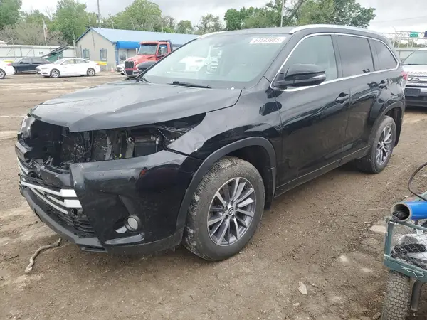 5TDJZRFH3HS440704 2017 TOYOTA HIGHLANDER - Image 1
