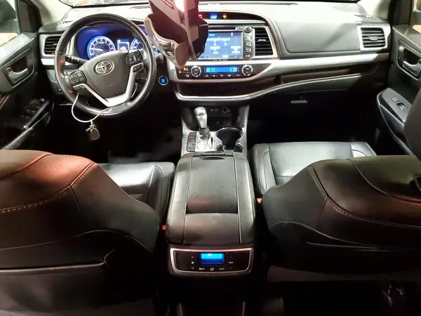 5TDJZRFH3HS450102 2017 TOYOTA HIGHLANDER - Image 8
