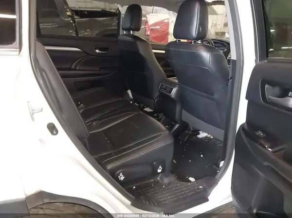 5TDJZRFH3HS462914 2017 TOYOTA HIGHLANDER - Image 8
