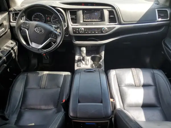 5TDJZRFH3HS474271 2017 TOYOTA HIGHLANDER - Image 8