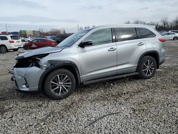 5TDJZRFH3HS521587 2017 TOYOTA HIGHLANDER - Image 1