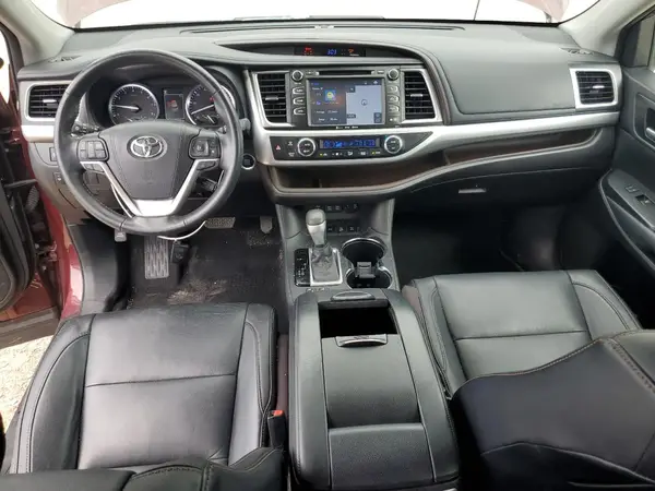 5TDJZRFH3JS494235 2018 TOYOTA HIGHLANDER - Image 8
