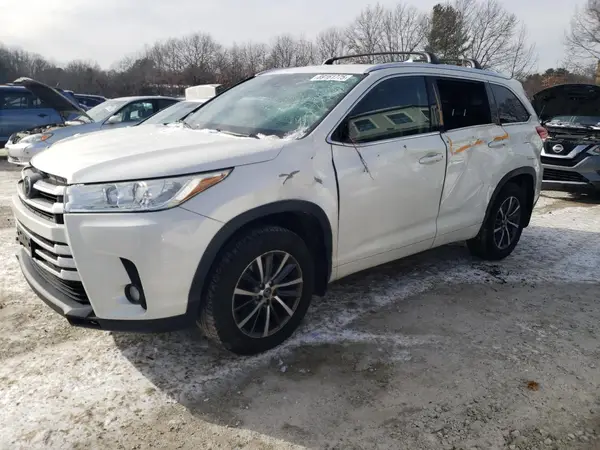 5TDJZRFH3JS523104 2018 TOYOTA HIGHLANDER - Image 1