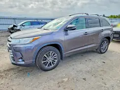5TDJZRFH3JS529596 2018 TOYOTA HIGHLANDER