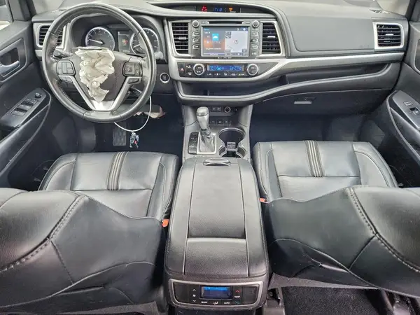 5TDJZRFH3JS536404 2018 TOYOTA HIGHLANDER - Image 8