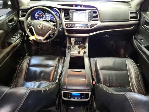 5TDJZRFH3JS541456 2018 TOYOTA HIGHLANDER - Image 8