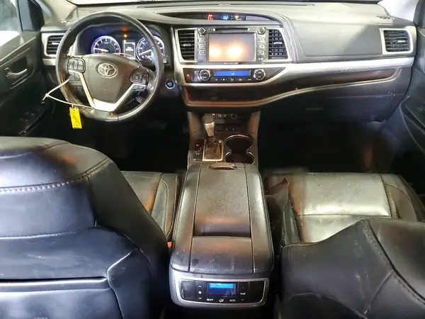 5TDJZRFH3JS549430 2018 TOYOTA HIGHLANDER - Image 8