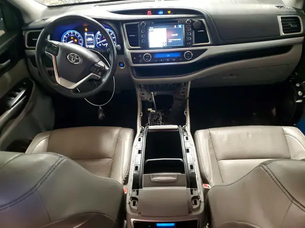 5TDJZRFH3JS555115 2018 TOYOTA HIGHLANDER - Image 8