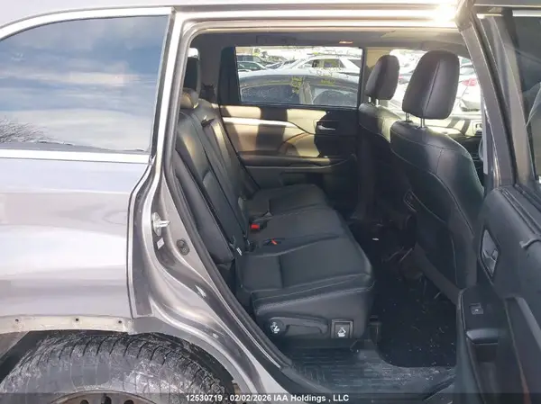 5TDJZRFH3JS558810 2018 TOYOTA HIGHLANDER - Image 8