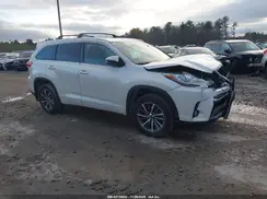 5TDJZRFH3JS558869 2018 TOYOTA HIGHLANDER