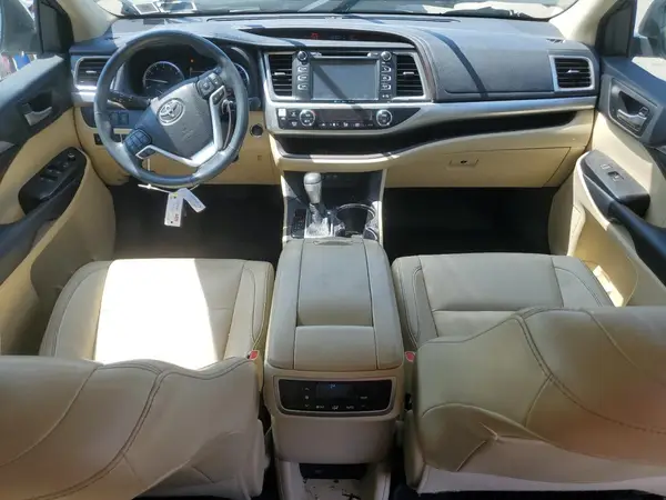 5TDJZRFH3JS801600 2018 TOYOTA HIGHLANDER - Image 8