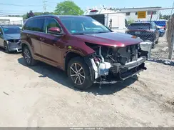 5TDJZRFH3JS809065 2018 TOYOTA HIGHLANDER