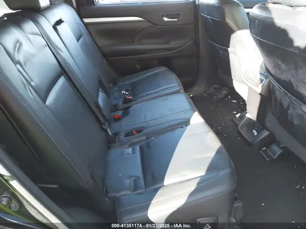 5TDJZRFH3JS825315 2018 TOYOTA HIGHLANDER - Image 8