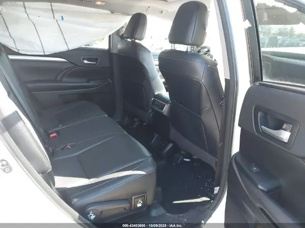 5TDJZRFH3JS826125 2018 TOYOTA HIGHLANDER - Image 8