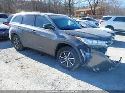 5TDJZRFH3JS843054 2018 TOYOTA HIGHLANDER