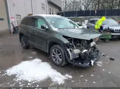 5TDJZRFH3JS849730 2018 TOYOTA HIGHLANDER