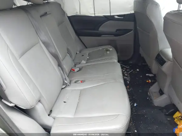 5TDJZRFH3JS849730 2018 TOYOTA HIGHLANDER - Image 8