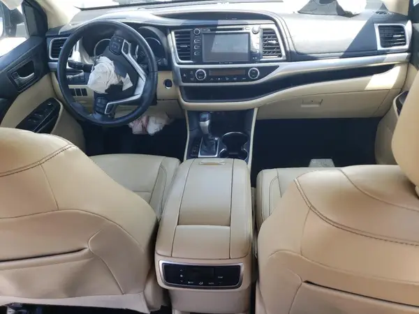 5TDJZRFH3JS855320 2018 TOYOTA HIGHLANDER - Image 8