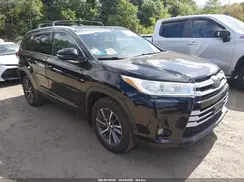 5TDJZRFH3JS856516 2018 TOYOTA HIGHLANDER