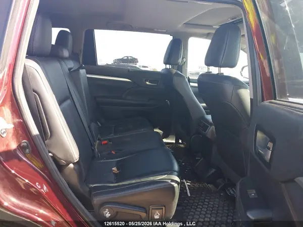 5TDJZRFH3JS857004 2018 TOYOTA HIGHLANDER - Image 8