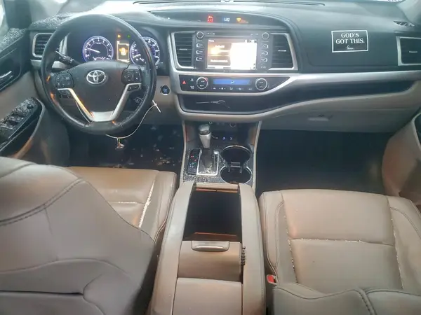 5TDJZRFH3JS871033 2018 TOYOTA HIGHLANDER - Image 8