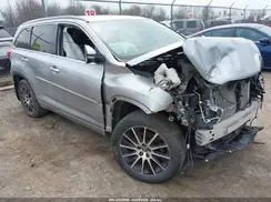 5TDJZRFH3JS903348 2018 TOYOTA HIGHLANDER