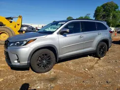5TDJZRFH3KS567220 2019 TOYOTA HIGHLANDER