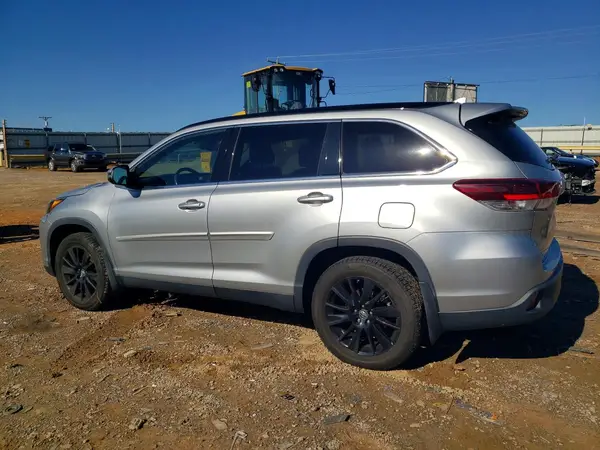 5TDJZRFH3KS567220 2019 TOYOTA HIGHLANDER - Image 2